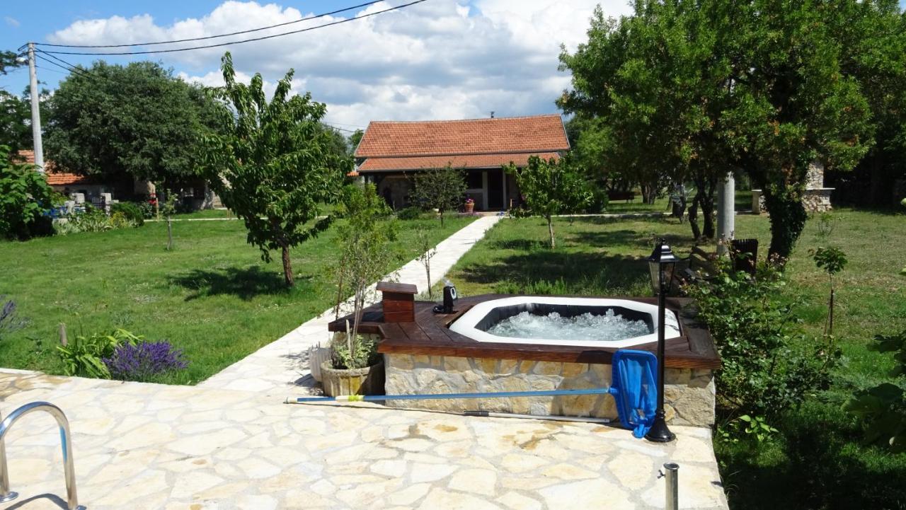 Villa Stone Medal Drniš エクステリア 写真