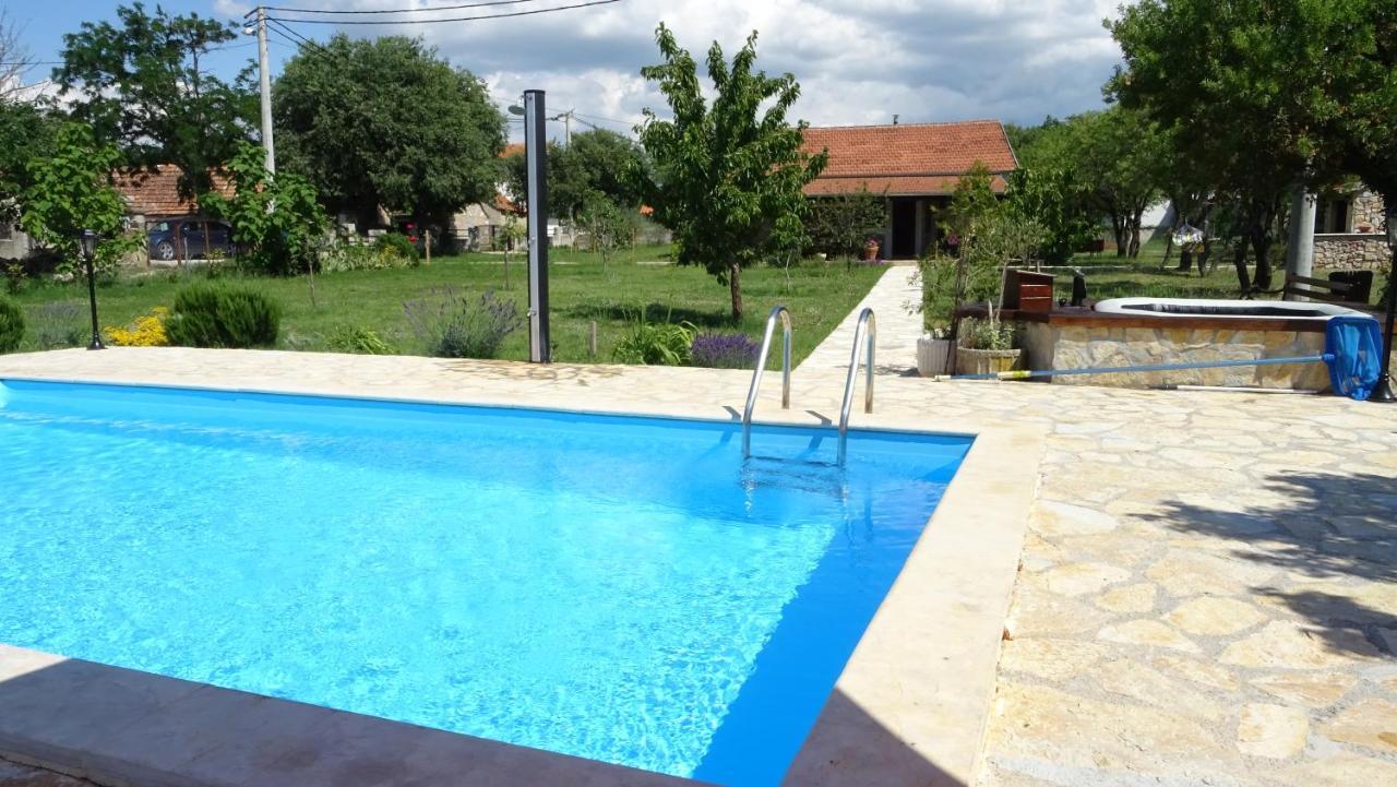 Villa Stone Medal Drniš エクステリア 写真